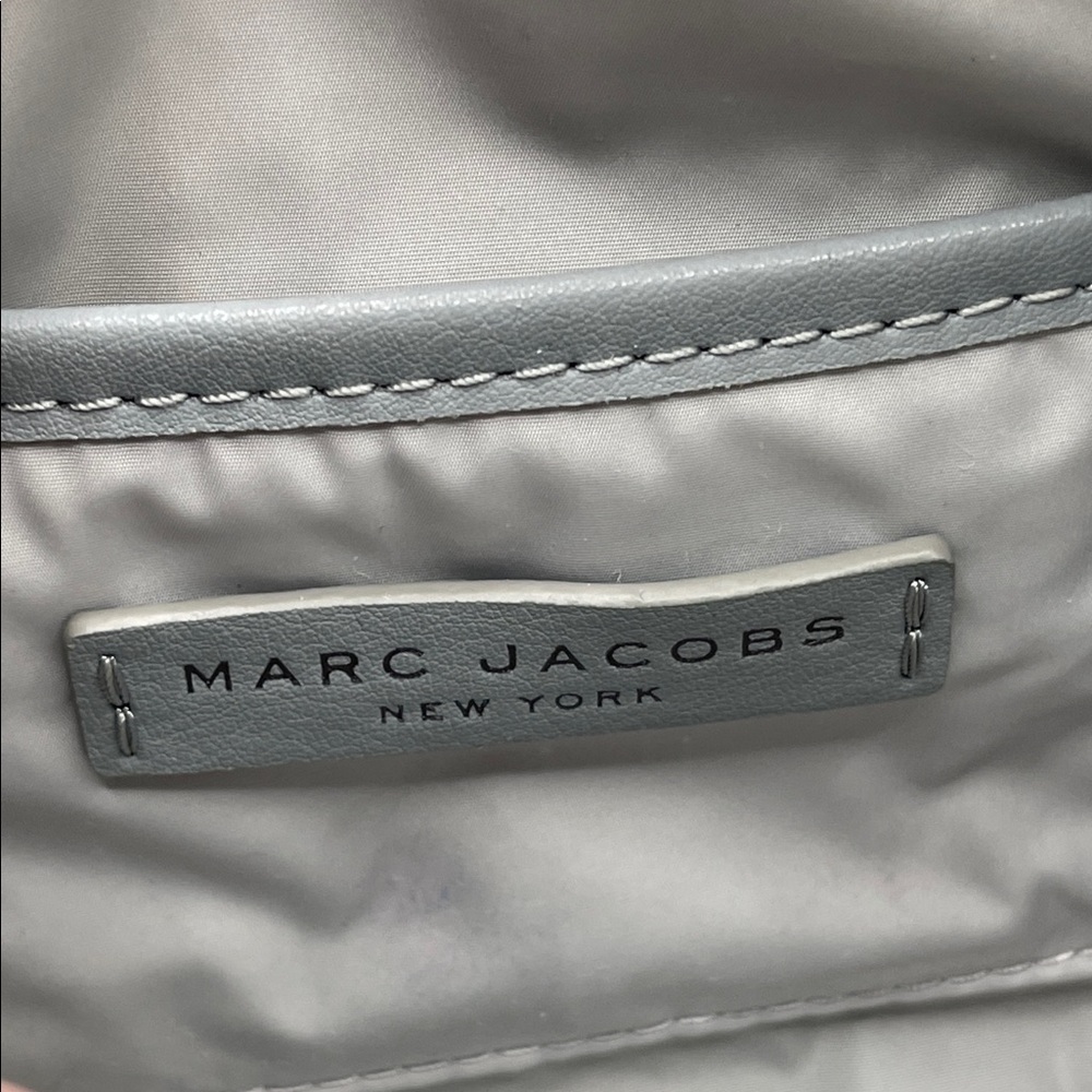 Marc Jacobs The Flash leather Crossbody bag - Picture 7 of 12